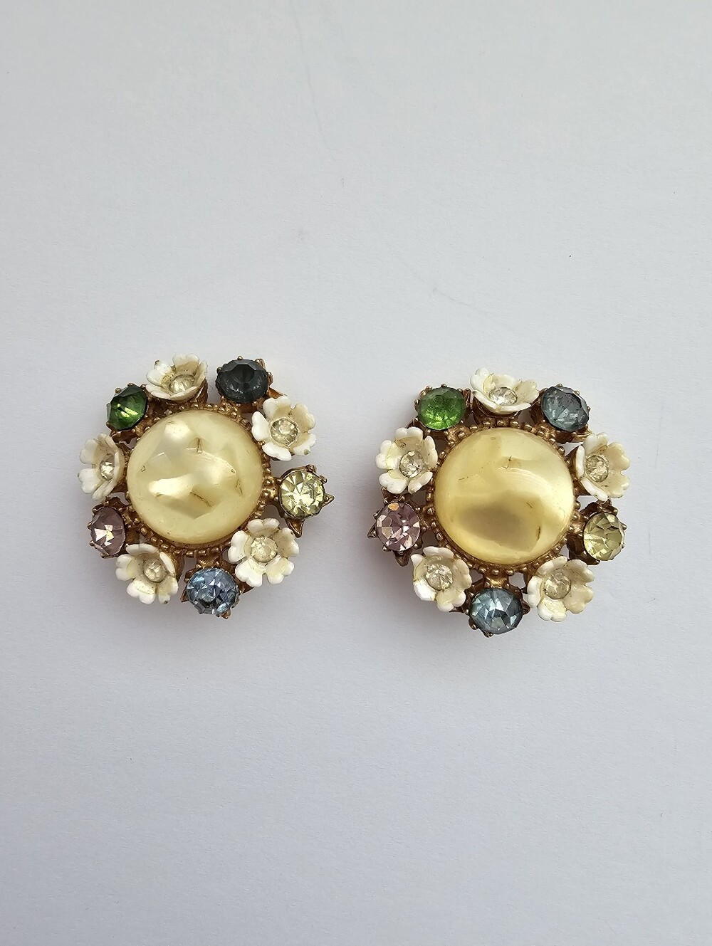 Vintage 1950s Pastel Floral Cluster "Garden" Clip-On Earrings